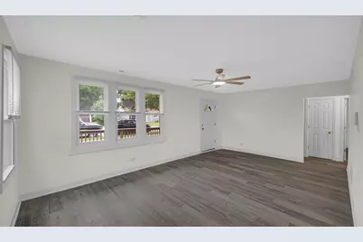220 S Orchard Drive, Park Forest, IL 60466 - Photo 6