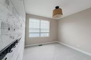 808 E Wing St, Arlington Heights, IL 60004 - Photo 10