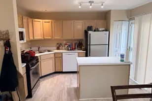 1530 E Chivalry Ct, Palatine, IL 60074 - Photo 4