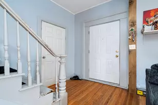 402 S Walnut Ave, Freeport, IL 61032 - Photo 8