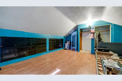 402 S Walnut Avenue, Freeport, IL 61032 - Photo 24