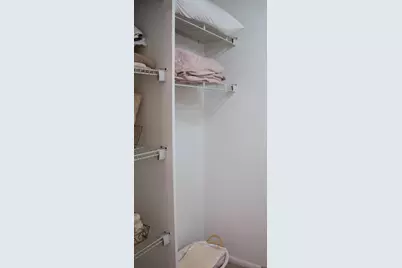 260 E Chestnut Street #409, Chicago, IL 60611 - Photo 10