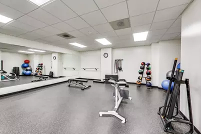 260 E Chestnut Street #409, Chicago, IL 60611 - Photo 18