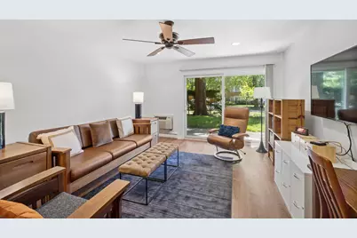 250 Ridge Avenue #1C, Evanston, IL 60202 - Photo 2