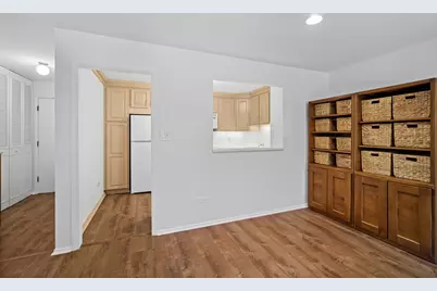 250 Ridge Avenue #1C, Evanston, IL 60202 - Photo 8