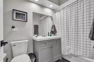 1806 N Park Dr, Mount Prospect, IL 60056 - Photo 12