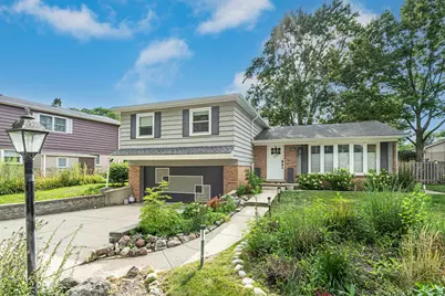 1806 N Park Drive, Mount Prospect, IL 60056 - Photo 2
