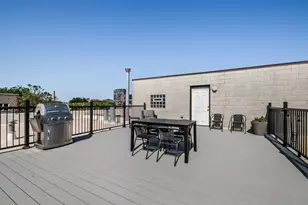 1803 W Thomas St, Chicago, IL 60622 - Photo 28