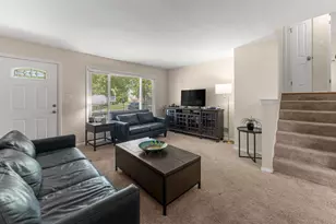 492 W Avery St, Elmhurst, IL 60126 - Photo 4