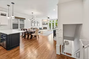 2114 W Erie St, Chicago, IL 60612 - Photo 16