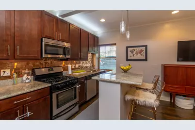 1639 W Granville Avenue #G, Chicago, IL 60660 - Photo 2