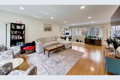 370 Park Avenue #E, Highland Park, IL 60035 - Photo 6