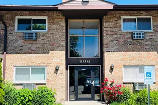 800 E Old Willow Rd, Prospect Heights, IL 60070 - Photo 2