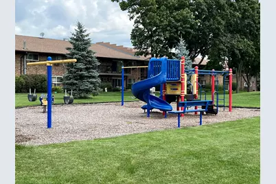 800 E Old Willow Road #105, Prospect Heights, IL 60070 - Photo 26