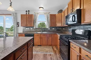 905 Avalon Way, Minooka, IL 60447 - Photo 22