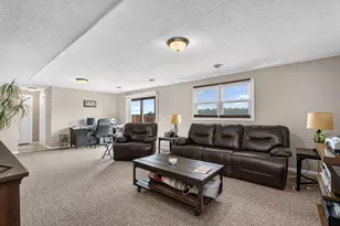818 Bonnie Ln, Peotone, IL 60468 - Photo 26