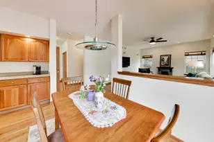 435 Oak Grove Cir, Wauconda, IL 60084 - Photo 12