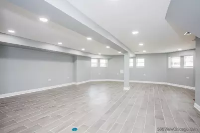 4540 N Menard Avenue, Chicago, IL 60630 - Photo 24