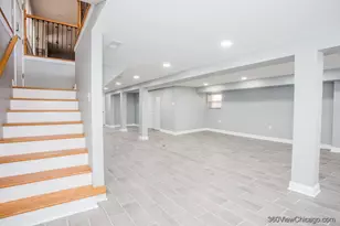 4540 N Menard Ave, Chicago, IL 60630 - Photo 22