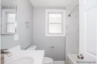 4540 N Menard Avenue, Chicago, IL 60630 - Photo 10