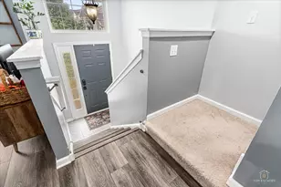 1243 Derry Ln, Pingree Grove, IL 60140 - Photo 2