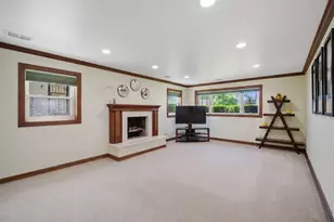 9523 Laramie Ave, Skokie, IL 60077 - Photo 12