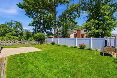 9523 Laramie Avenue, Skokie, IL 60077 - Photo 26