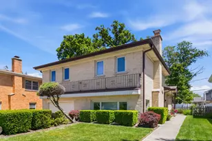 9523 Laramie Ave, Skokie, IL 60077 - Photo 2