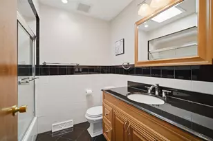 9523 Laramie Ave, Skokie, IL 60077 - Photo 16
