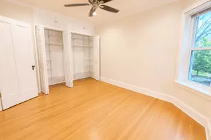 2044 W Farragut Ave, Chicago, IL 60625 - Photo 10