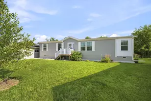 4818 W Pasatiempo Dr, Monee, IL 60449 - Photo 2