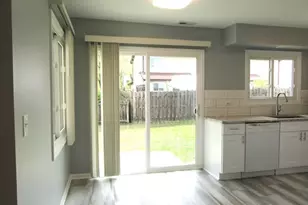 525 Commanche Trail, Wheeling, IL 60090 - Photo 6