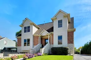[Address not provided], Arlington Heights, IL 60005 - Photo 1