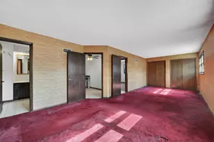 72 Marina Dr, Des Plaines, IL 60016 - Photo 14