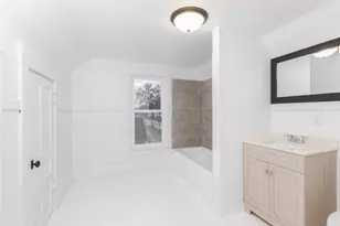 220 W Bennett St, Pontiac, IL 61764 - Photo 28