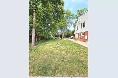 186 N Du Bois Avenue, Elgin, IL 60123 - Photo 36