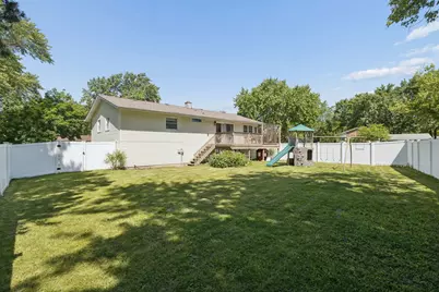 7025 Roberts Drive, Woodridge, IL 60517 - Photo 20
