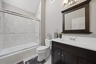 1592 Jeanel Ln, Aurora, IL 60502 - Photo 26