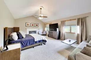 214 Red Bud Cir, Sleepy Hollow, IL 60118 - Photo 24