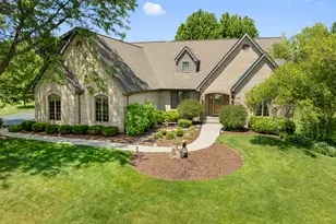 214 Red Bud Cir, Sleepy Hollow, IL 60118 - Photo 64