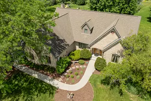 214 Red Bud Cir, Sleepy Hollow, IL 60118 - Photo 58