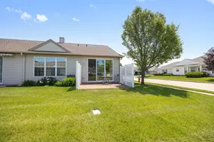 13634 Penefield Ln, Huntley, IL 60142 - Photo 2