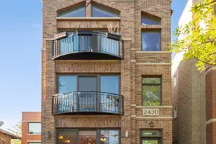 2430 W Iowa St, Chicago, IL 60622 - Photo 1