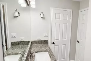661 N Wren Ave, Palatine, IL 60067 - Photo 14