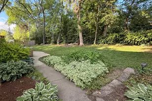 661 N Wren Ave, Palatine, IL 60067 - Photo 20