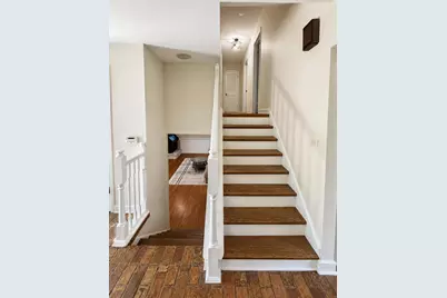 661 N Wren Avenue, Palatine, IL 60067 - Photo 8