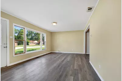 111 Shabbona Drive, Park Forest, IL 60466 - Photo 4