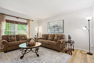 2101 Crossgate Ct, Champaign, IL 61822 - Photo 8