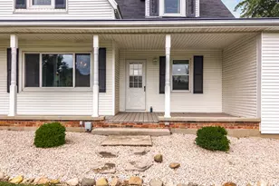 9834 N 1600 East Rd, Bloomington, IL 61705 - Photo 12
