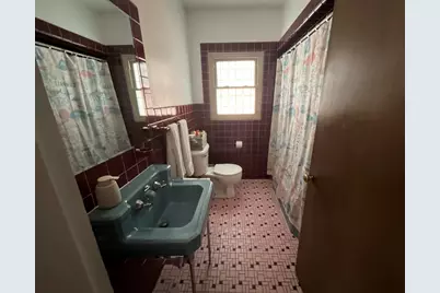 1125 S Maple Street, Centralia, IL 62801 - Photo 10
